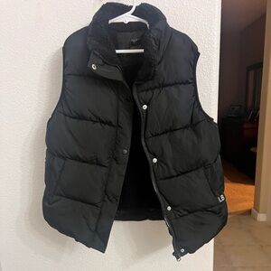 Little Bipsy Black Puffer Vest! Great condition!👌🏼 Boys size 7/8